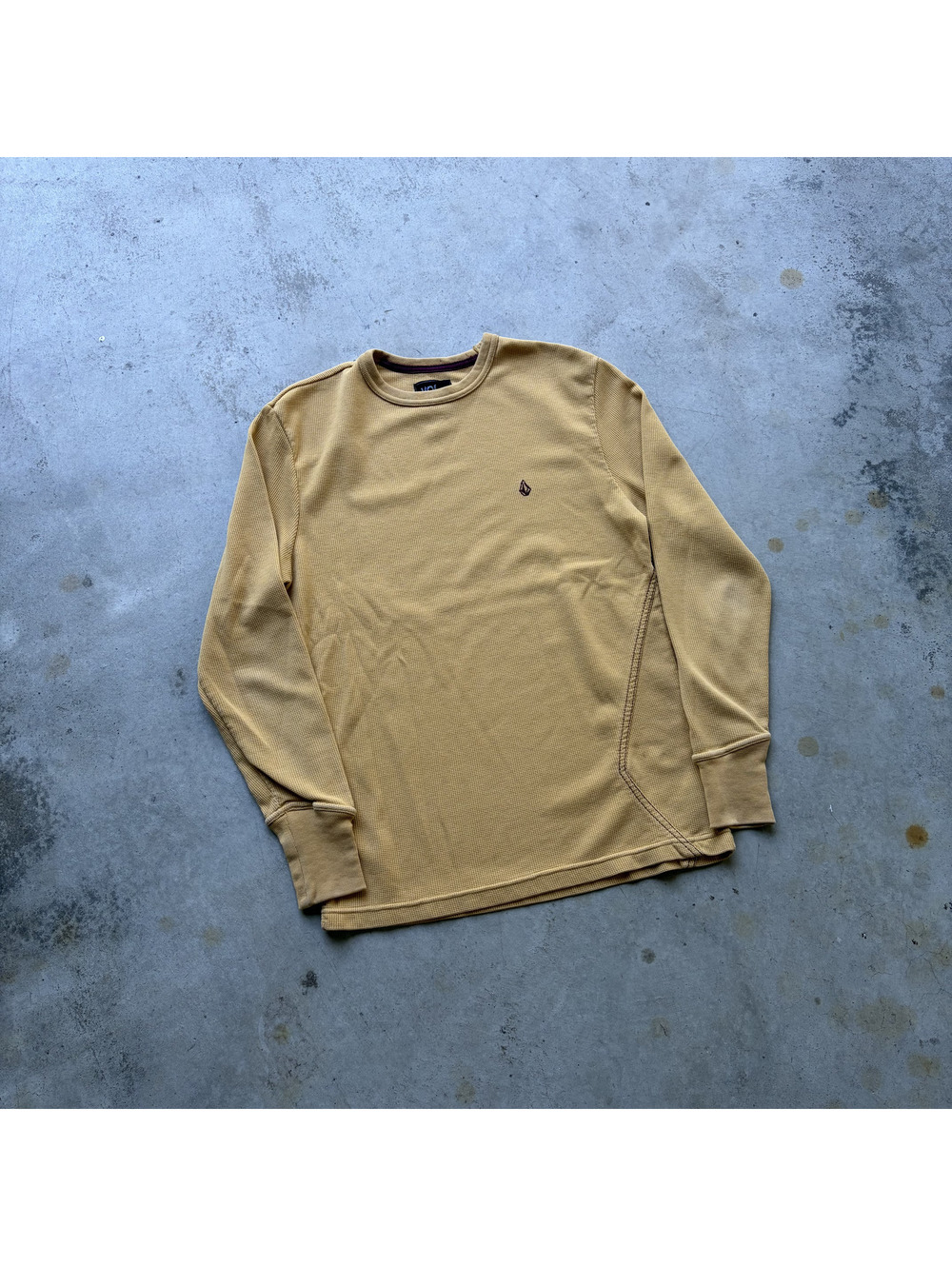 Volcom Men's Long Sleeve Thermal Shirt Size Small Tan Waffle